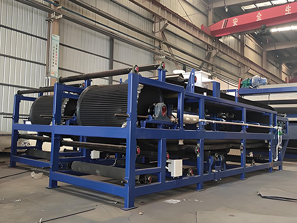 真空ベルトフィルタープレス