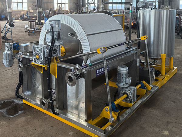 環境保護産業のための泥の処理における回転真空フィルターの利点